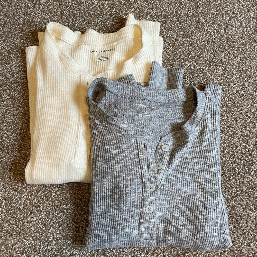 American Eagle Quarter Button Legging Top Bundle